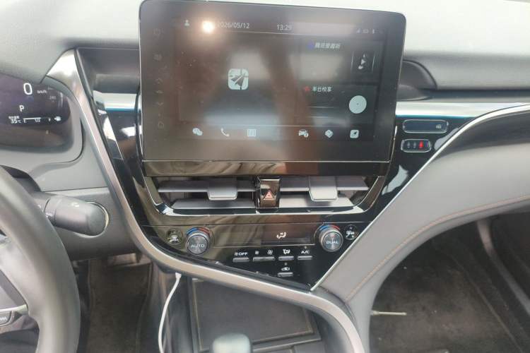 Used Toyota Camry 2021 2.5G Luxury Edition Audio And AC Panel