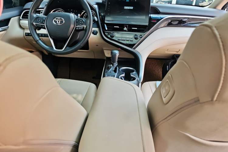 Used Toyota Camry 2021 2.0G Luxury Edition Audio And AC Panel