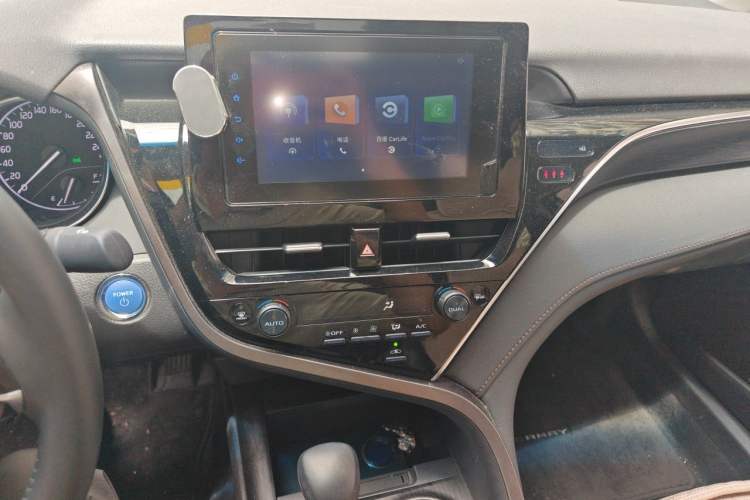 Used Toyota Camry 2021 Dual-Motor 2.5 HGVP Leading Edition Audio And AC Panel