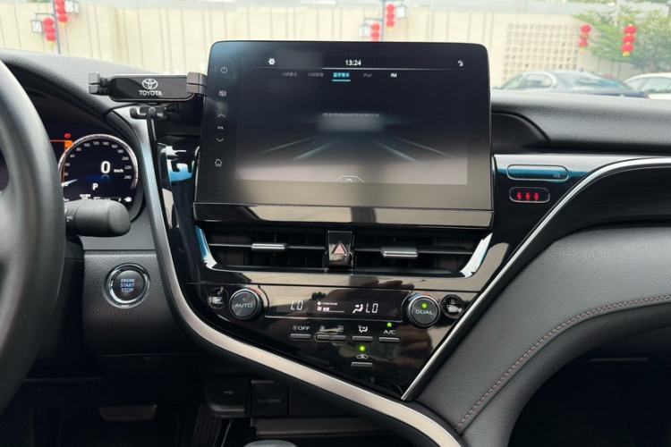 Used Toyota Camry 2021 2.5G Luxury Edition Audio And AC Panel
