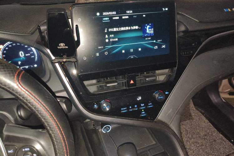 Used Toyota Camry 2021 2.5G Luxury Edition Audio And AC Panel