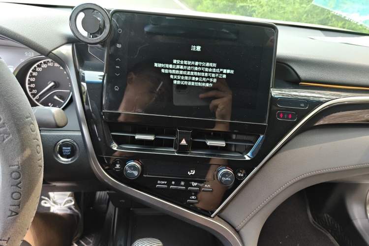 Used Toyota Camry 2021 2.0G Luxury Edition Audio And AC Panel