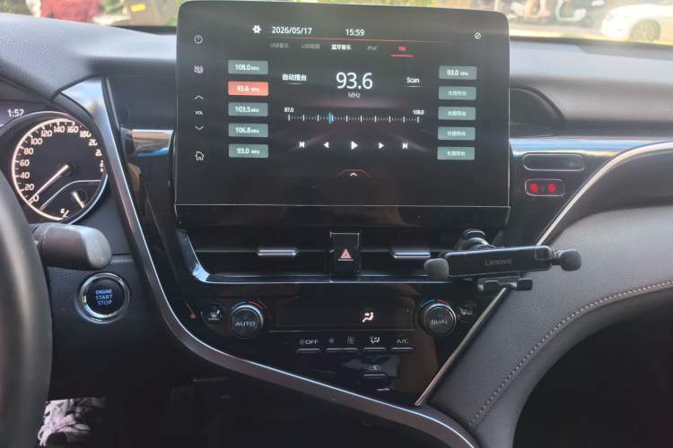 Used Toyota Camry 2021 2.0G Luxury Edition Audio And AC Panel