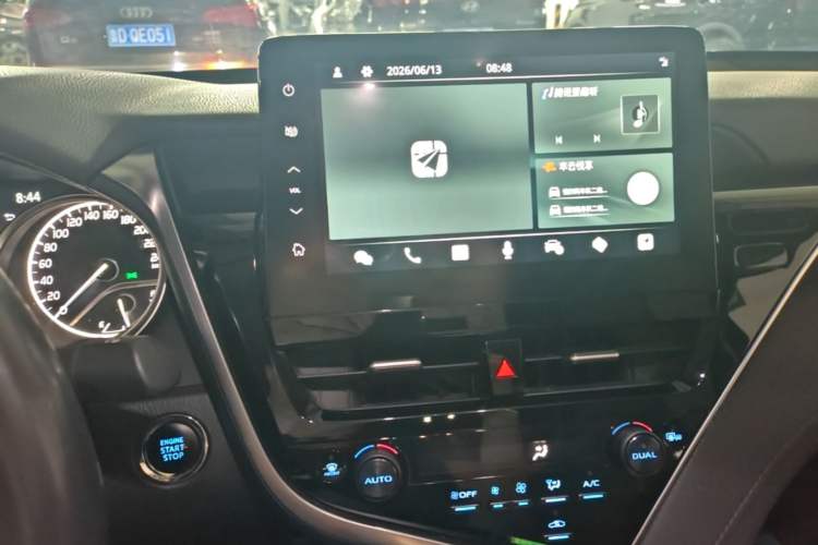 Used Toyota Camry 2021 2.0G Luxury Edition Audio And AC Panel