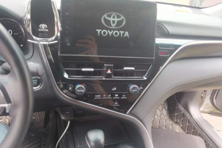 Used Toyota Camry 2021 2.5G Luxury Edition Audio And AC Panel
