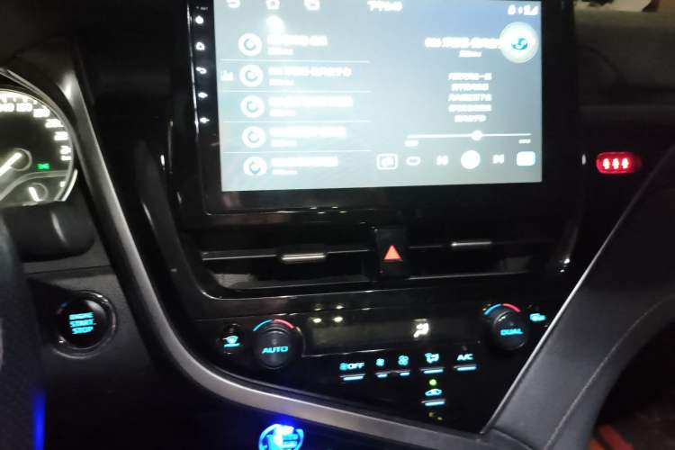 Used Toyota Camry 2021 2.0G Luxury Edition Audio And AC Panel