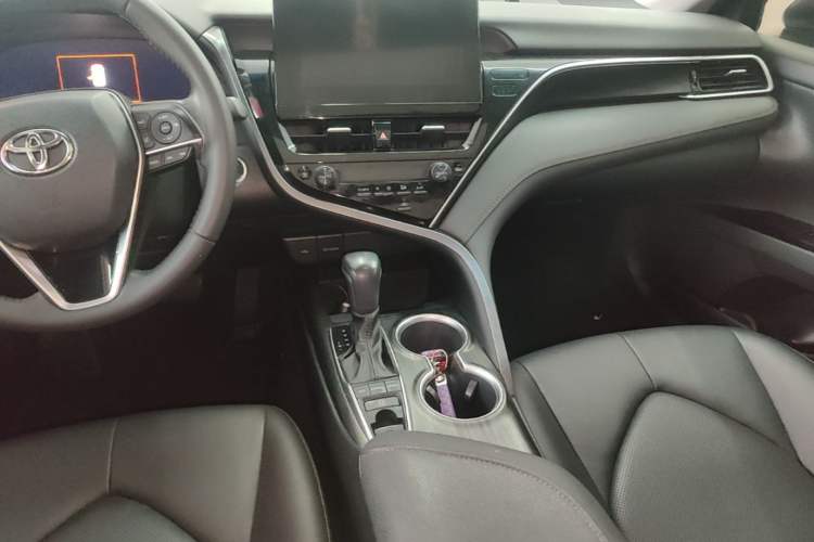 Used Toyota Camry 2021 2.5G Luxury Edition Audio And AC Panel