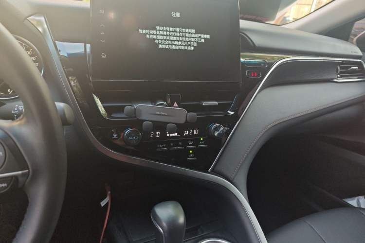 Used Toyota Camry 2021 2.0G Luxury Edition Audio And AC Panel