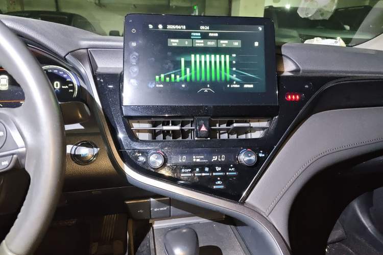Used Toyota Camry 2021 2.5G Luxury Edition Audio And AC Panel