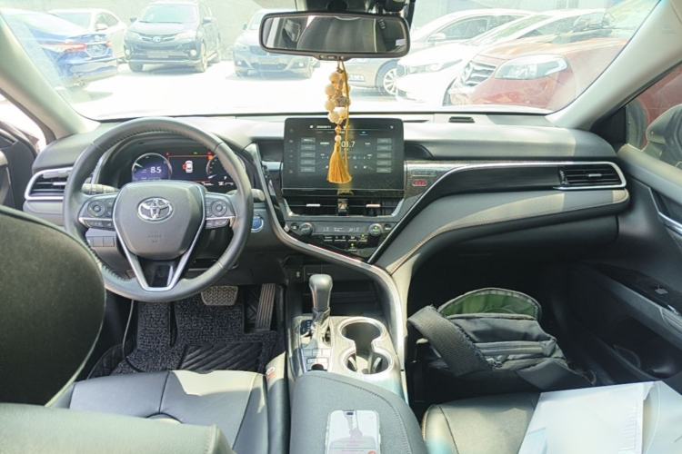 Used Toyota Camry 2021 Dual-Motor 2.5HG Luxury Edition Center Console