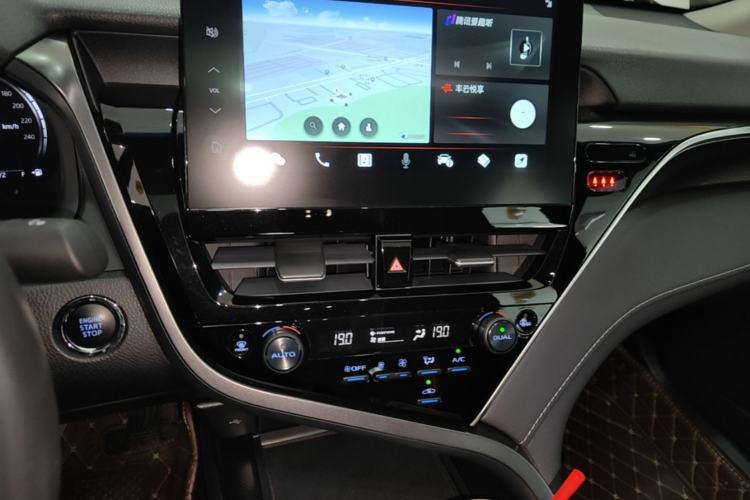 Used Toyota Camry 2021 2.5S Fēngshàng Edition Center Console