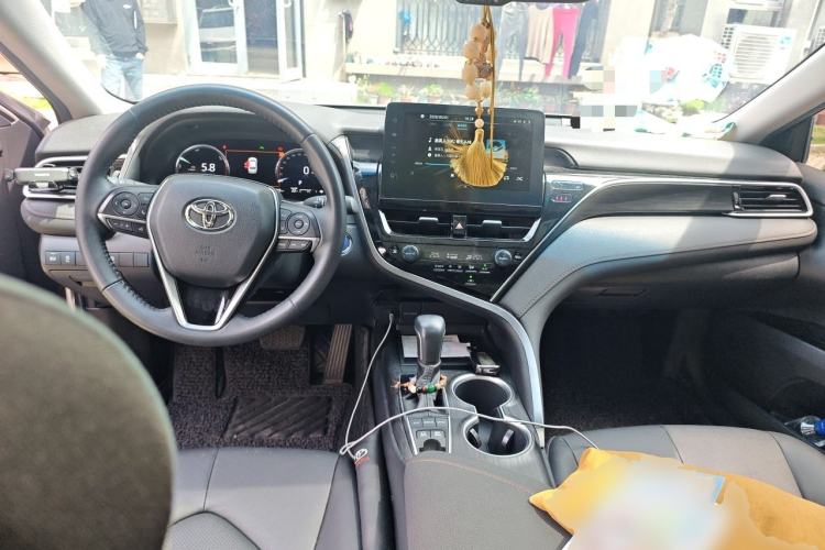 Used Toyota Camry 2021 Dual-Motor 2.5HG Luxury Edition Center Console