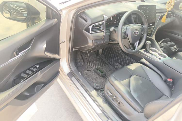 Used Toyota Camry 2021 Dual-Motor 2.5HG Luxury Edition Driver Seat