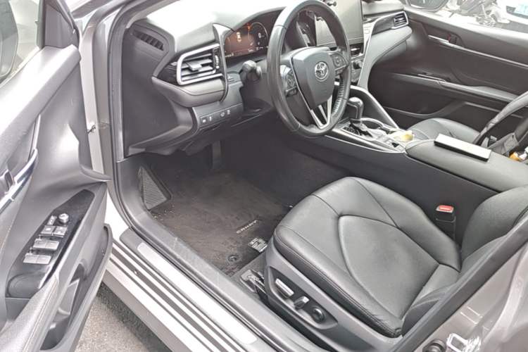 Used Toyota Camry 2021 Dual-Motor 2.5HG Luxury Edition Driver Seat