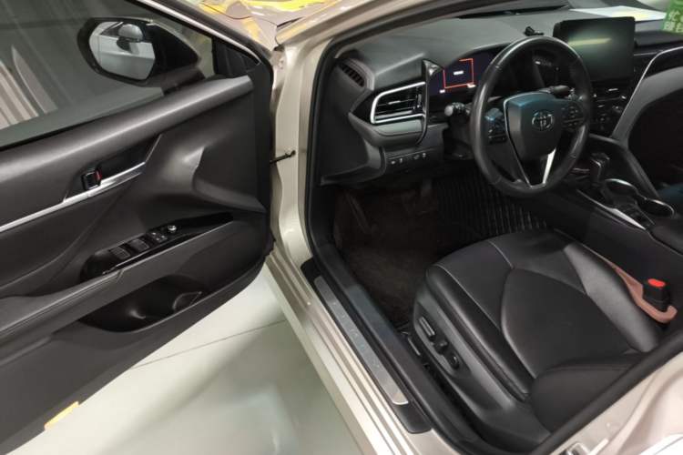 Used Toyota Camry 2021 Dual-Motor 2.5HG Luxury Edition Driver Seat