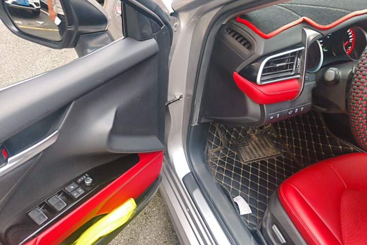 Used Toyota Camry 2021 2.0S FENGSHANG Edition Driver Seat