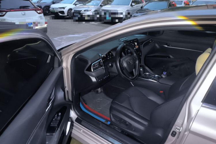 Used Toyota Camry 2021 2.5G Luxury Edition Driver Seat