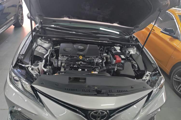 Used Toyota Camry 2021 2.0G Luxury Edition Engine Bay