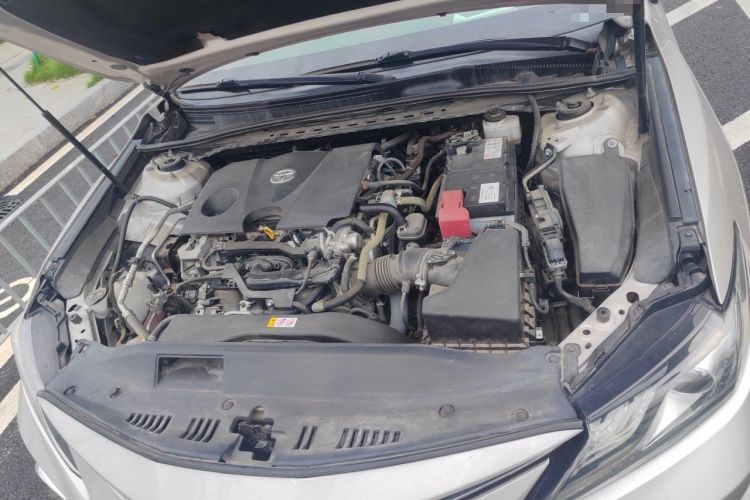 Used Toyota Camry 2021 2.0G Luxury Edition Engine Bay