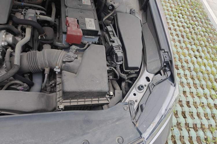 Used Toyota Camry 2021 2.0G Luxury Edition Engine Bay Left