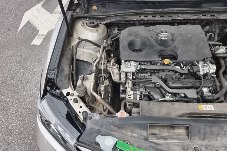 Used Toyota Camry 2021 2.0G Luxury Edition Engine Bay Right