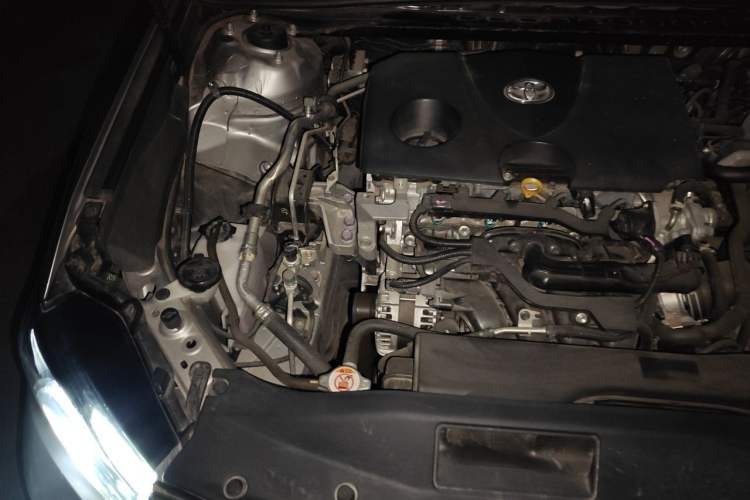 Used Toyota Camry 2021 2.0G Luxury Edition Engine Bay Right