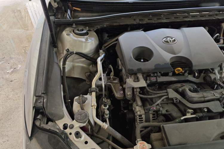 Used Toyota Camry 2021 2.0G Luxury Edition Engine Bay Right