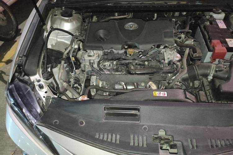Used Toyota Camry 2021 2.5G Luxury Edition Engine Bay Right