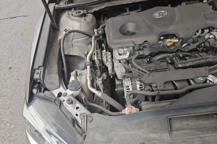 Used Toyota Camry 2021 2.5G Luxury Edition Engine Bay Right
