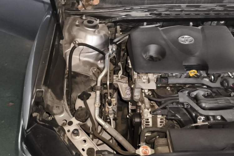Used Toyota Camry 2021 2.0G Luxury Edition Engine Bay Right