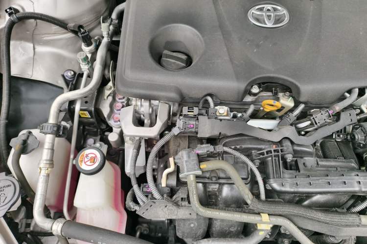 Used Toyota Camry 2021 Dual-Motor 2.5HG Luxury Edition Engine Bay Right