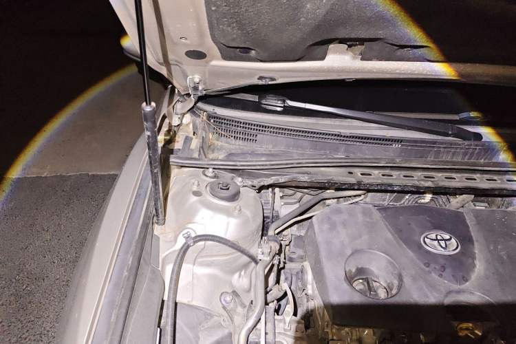 Used Toyota Camry 2021 2.0G Luxury Edition Engine Bay Right