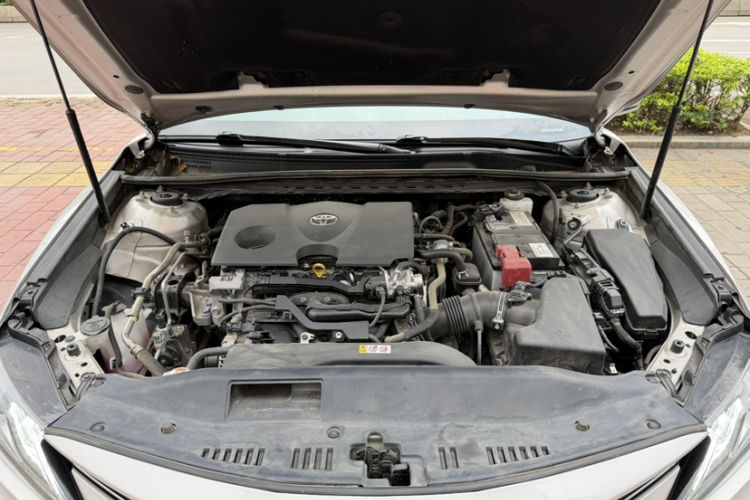Used Toyota Camry 2021 2.0G Luxury Edition Engine Bay