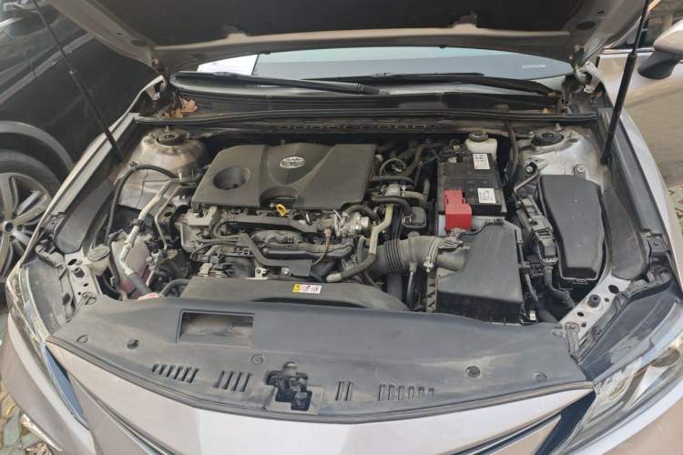 Used Toyota Camry 2021 2.0G Luxury Edition Engine Bay