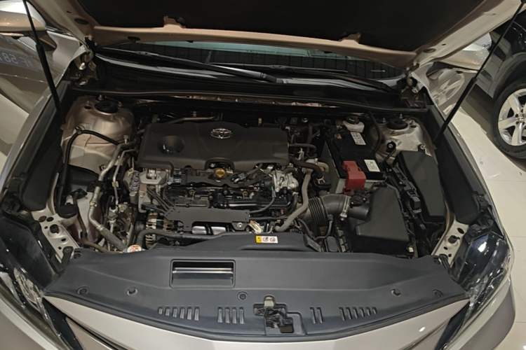 Used Toyota Camry 2021 2.5G Luxury Edition Engine Bay