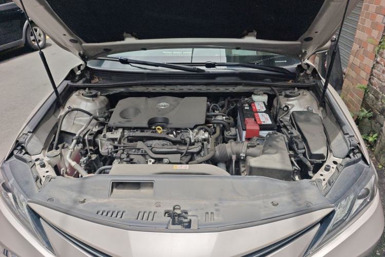 Used Toyota Camry 2021 2.0G Luxury Edition Engine Bay