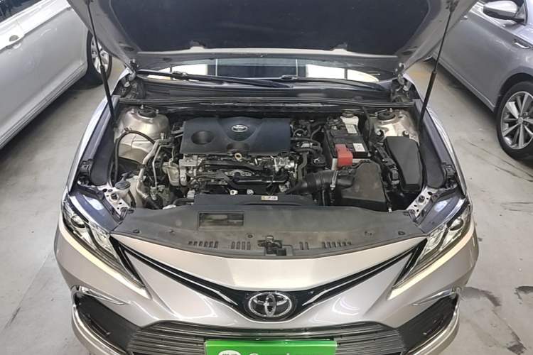 Used Toyota Camry 2021 2.0G Luxury Edition Engine Bay