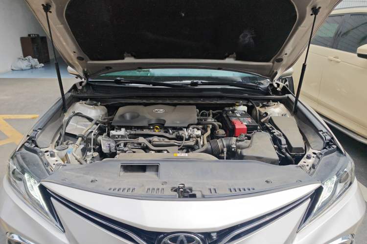 Used Toyota Camry 2021 2.0G Luxury Edition Engine Bay