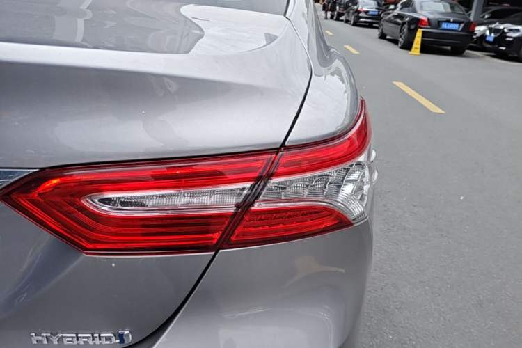 Used Toyota Camry 2021 Dual-Motor 2.5HG Luxury Edition Exterior 1