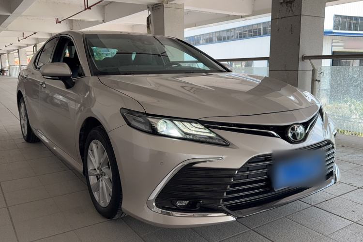 Used Toyota Camry 2021 2.0G Luxury Edition Exterior 2