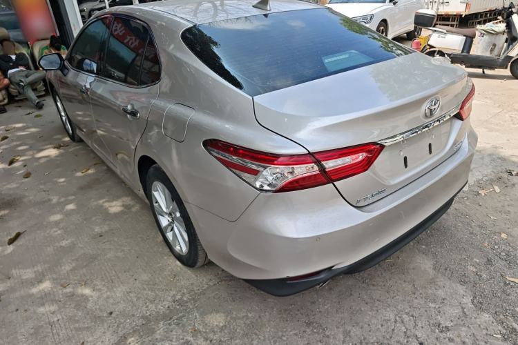 Used Toyota Camry 2021 2.0G Luxury Edition Exterior 2