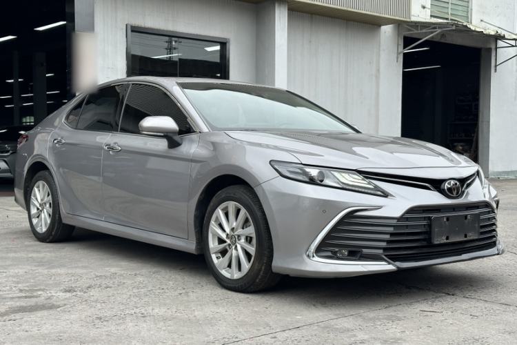 Used Toyota Camry 2021 2.0G Luxury Edition Exterior 2