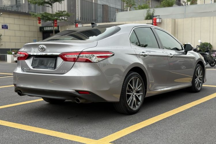 Used Toyota Camry 2021 2.5G Luxury Edition Exterior 2