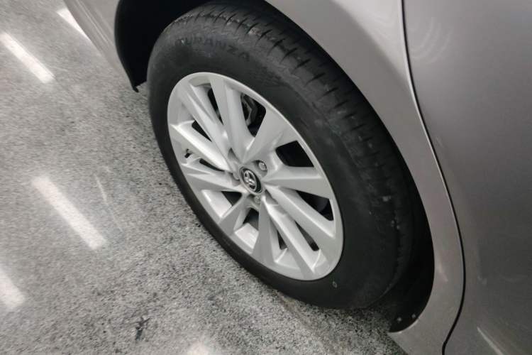 Used Toyota Camry 2021 2.0G Luxury Edition Exterior 2