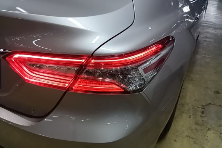Used Toyota Camry 2021 Dual-Motor 2.5HG Luxury Edition Exterior 3