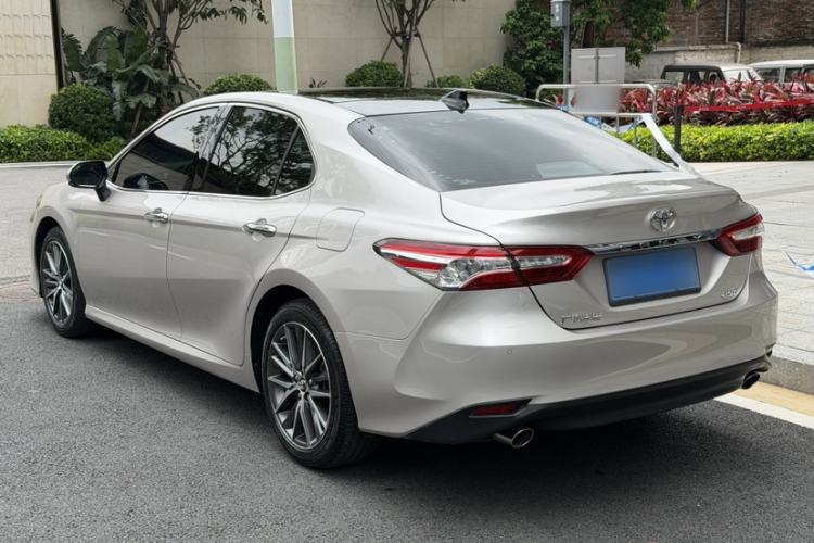 Used Toyota Camry 2021 2.5G Luxury Edition Exterior 3