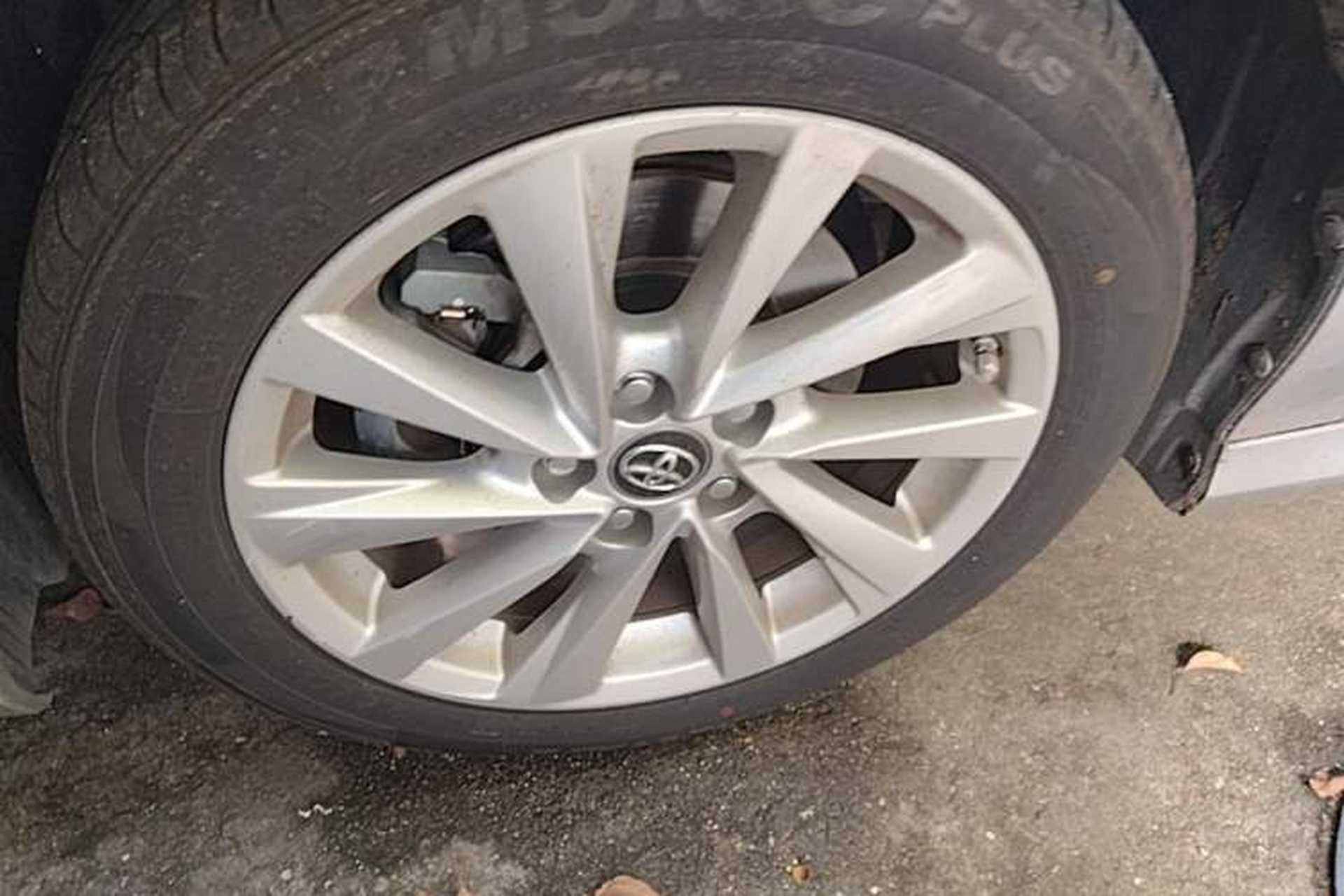 Used Toyota Camry 2021 2.0G Luxury Edition Exterior 4