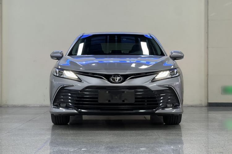 Used Toyota Camry 2021 2.0G Luxury Edition Exterior 4