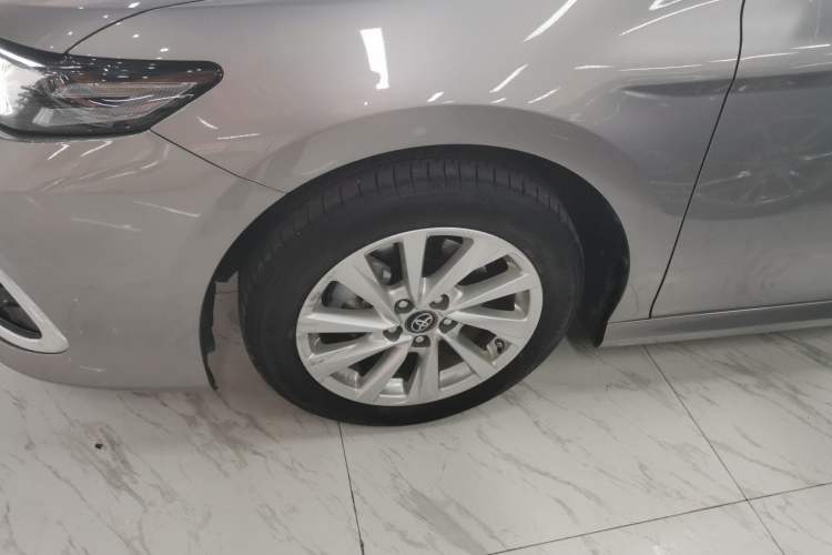 Used Toyota Camry 2021 2.0G Luxury Edition Exterior 4