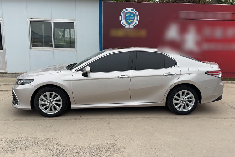 Used Toyota Camry 2021 2.0G Luxury Edition Exterior 4